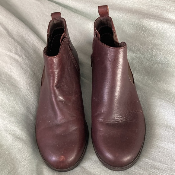 Vionic Nadelle Chelsea Boot - Picture 4 of 6